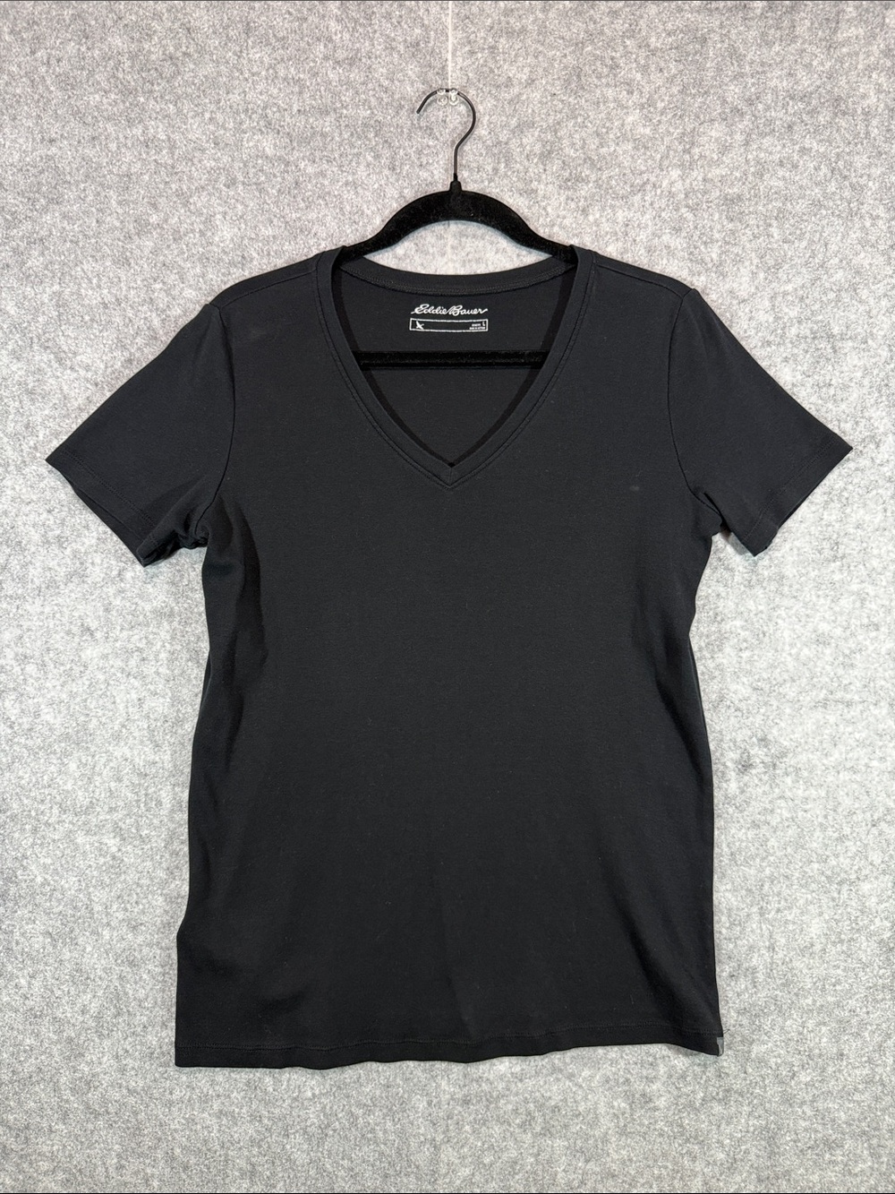 Eddie Bauer Short Sleeve T Shirt - Womens L - Black V Neck Classic Casual